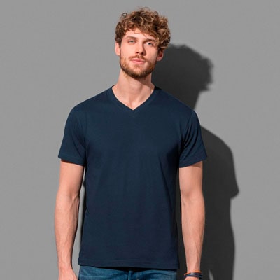 https://www.regoli.info/catalog/t-shirt-stedman/images_ante/st2300_classic_T_V_neck